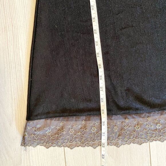 Vintage 90’s little black mini dress lace hem - Picture 11 of 11